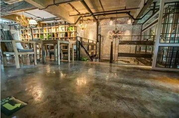 復(fù)古地坪漆施工時怎么解決基礎(chǔ)水泥地面不達標的問題？