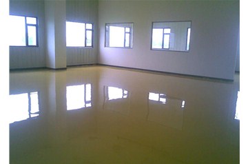 水泥地面環(huán)氧地坪施工后出了問題，究竟是誰的責(zé)任！