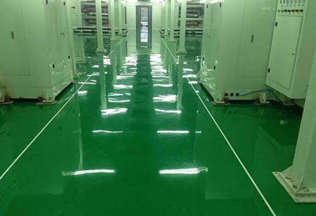 環(huán)氧自流平地坪哪家好？自流平地坪漆質量如何判斷？