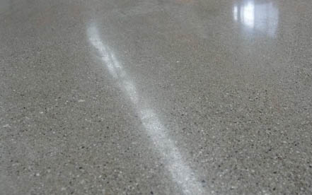 金剛砂超耐磨地坪為什么越來越多的工廠會采用？