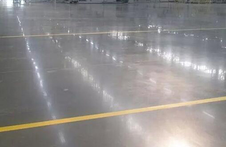 耐磨地坪在施工時(shí)有哪些事項(xiàng)是要注意的？