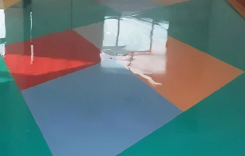 混凝土染色地坪是什么？有哪些特點(diǎn)及應(yīng)用場(chǎng)景？